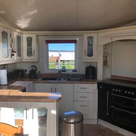 Pg58 2 Bed Caravan Golden Palm Chapel St Leonards Extérieur photo
