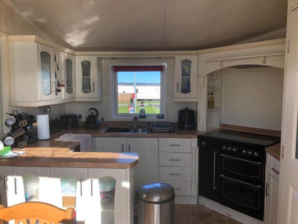 Pg58 2 Bed Caravan Golden Palm Chapel St Leonards Extérieur photo