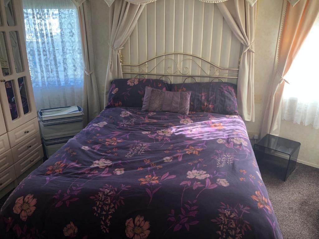 Pg58 2 Bed Caravan Golden Palm Chapel St Leonards Extérieur photo