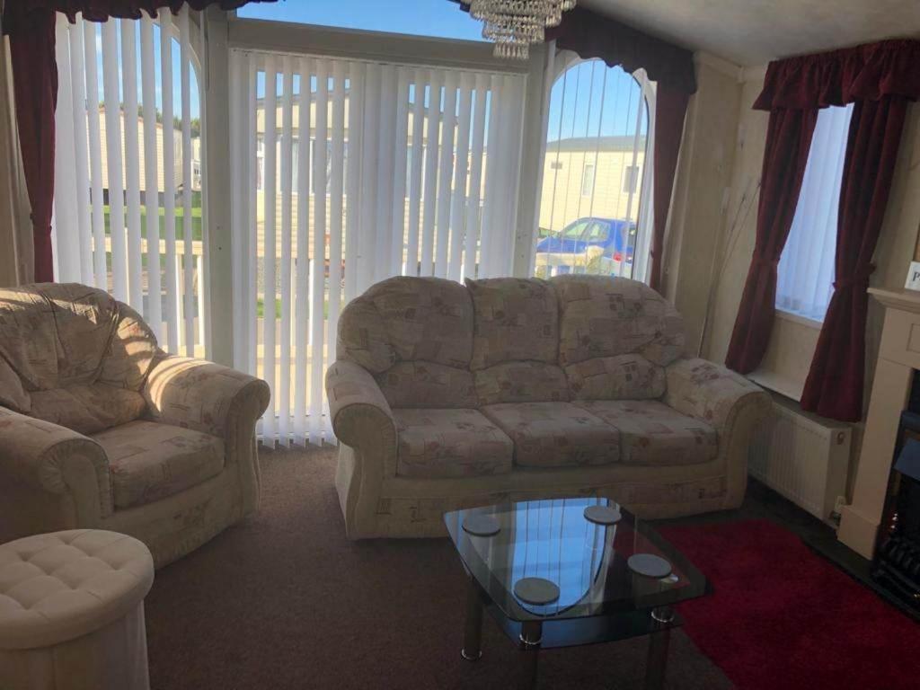 Pg58 2 Bed Caravan Golden Palm Chapel St Leonards Extérieur photo
